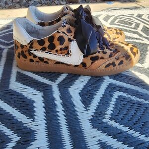 Dolce Vita Leopard Notice Sneakers